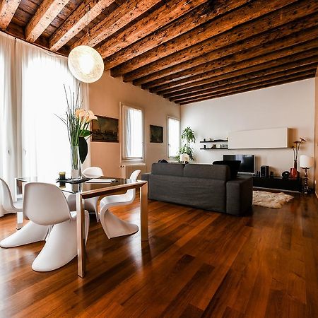 Frari Luxury Apartment Венеция Екстериор снимка