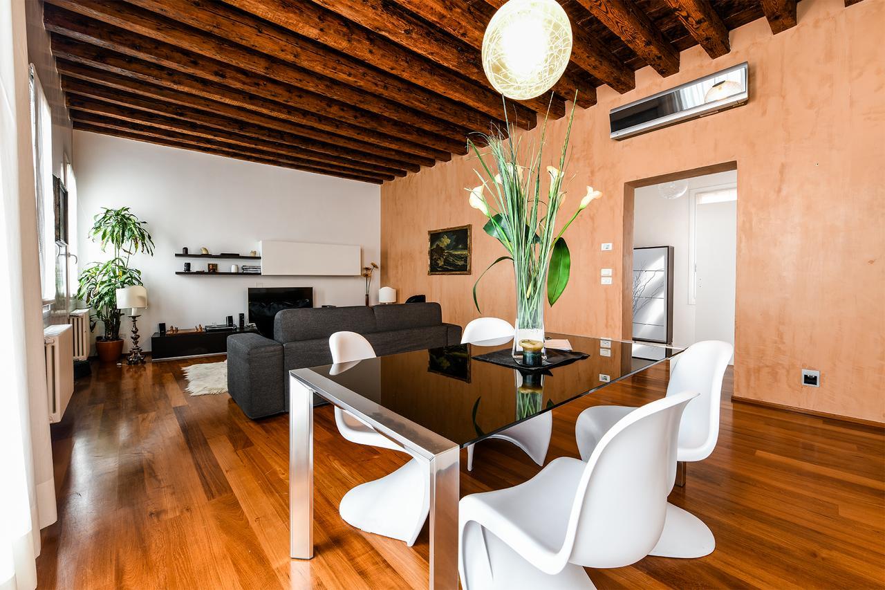 Frari Luxury Apartment Венеция Екстериор снимка