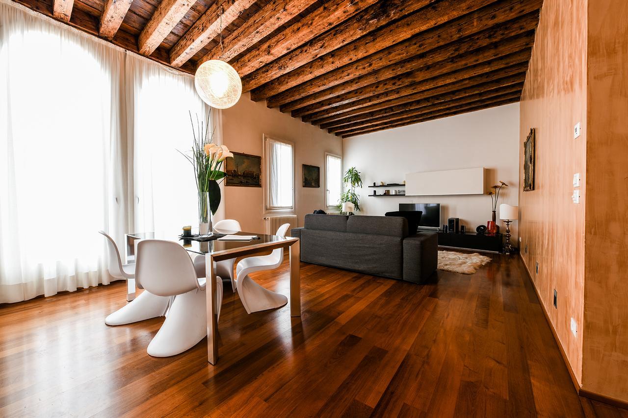 Frari Luxury Apartment Венеция Екстериор снимка